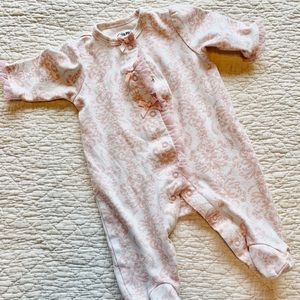 Newborn ruffle footie